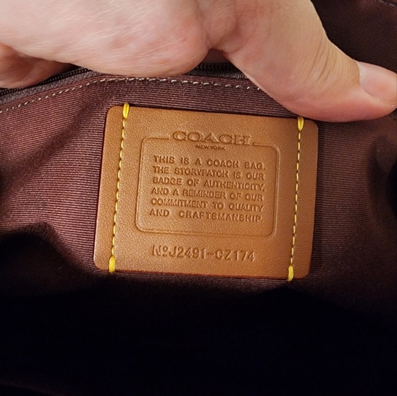 NWOT Coach Gallery Tote Bag With Pink Bow Print & Matching Wallet (CZ174) - Picture 8 of 16